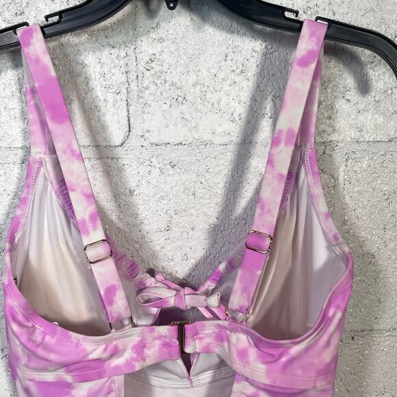 California Sunshine Juniors' Plus Size Tie-Dyed One-Piece Keyhole Swimsuit 0 - Picture 4 of 12